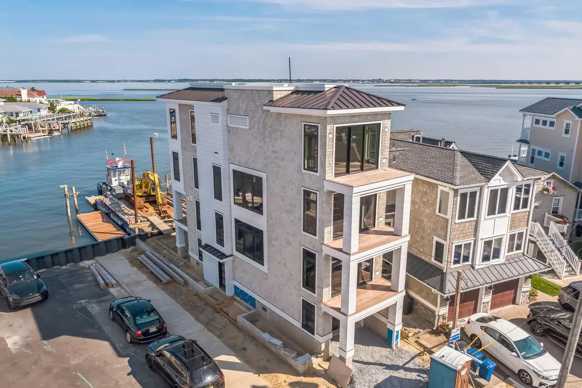 233 W 17th Street, Ocean City, NJ 08270 - Image #1
