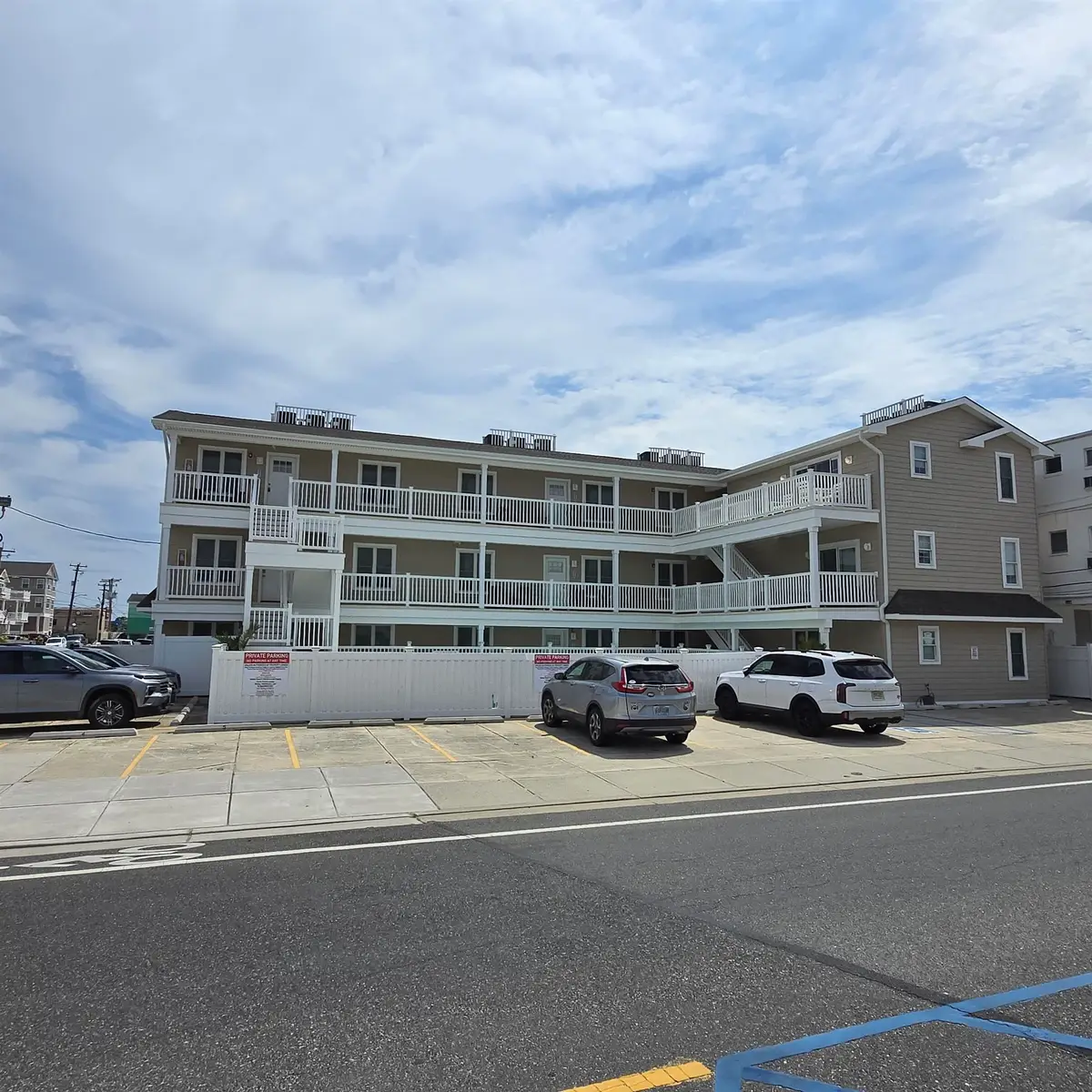 402 E 25th Avenue, North Wildwood, NJ 08260 - Image #1