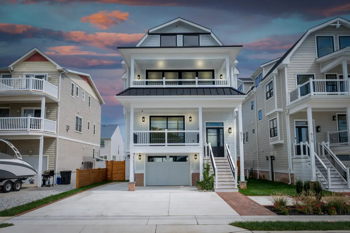 617 W Spruce Avenue, North Wildwood, NJ 08260 - Image #1