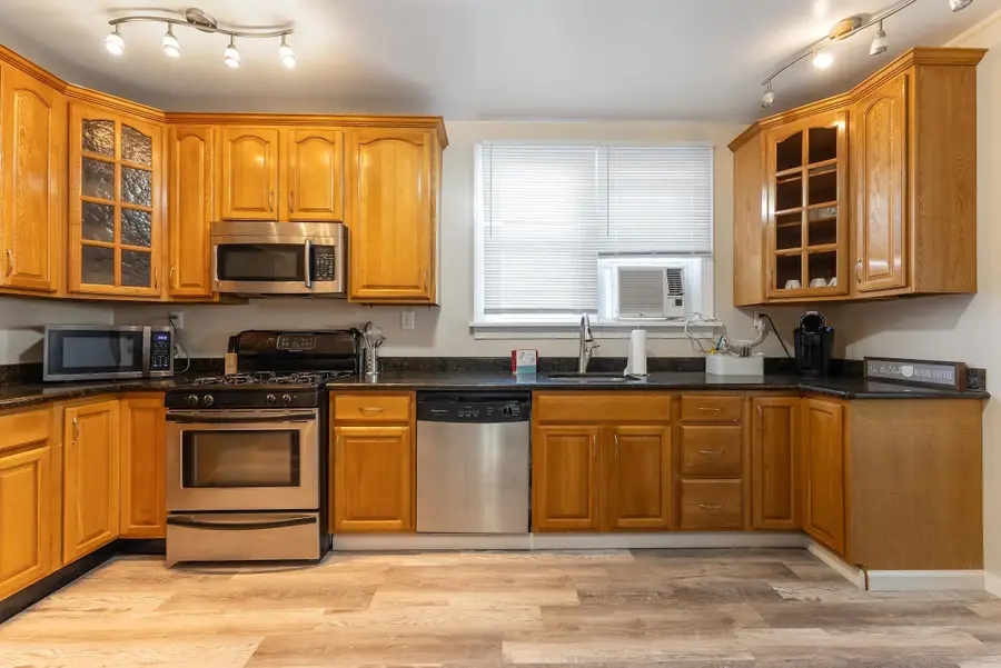 107 E Magnolia Avenue, Wildwood, NJ 08260 - Image #2