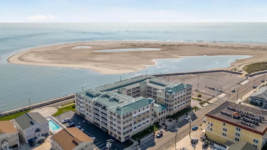 101 W Spruce Avenue, North Wildwood, NJ 08260 - Image #2