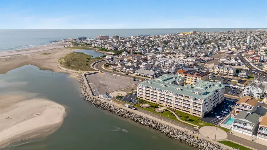 101 W Spruce Avenue, North Wildwood, NJ 08260 - Image #3