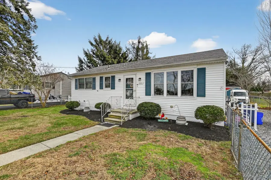 323 Willow Drive, Erma, NJ 08204 - Image #2