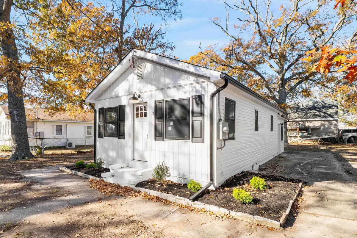 7 Tulip Avenue, Villas, NJ 08251 - Image #1