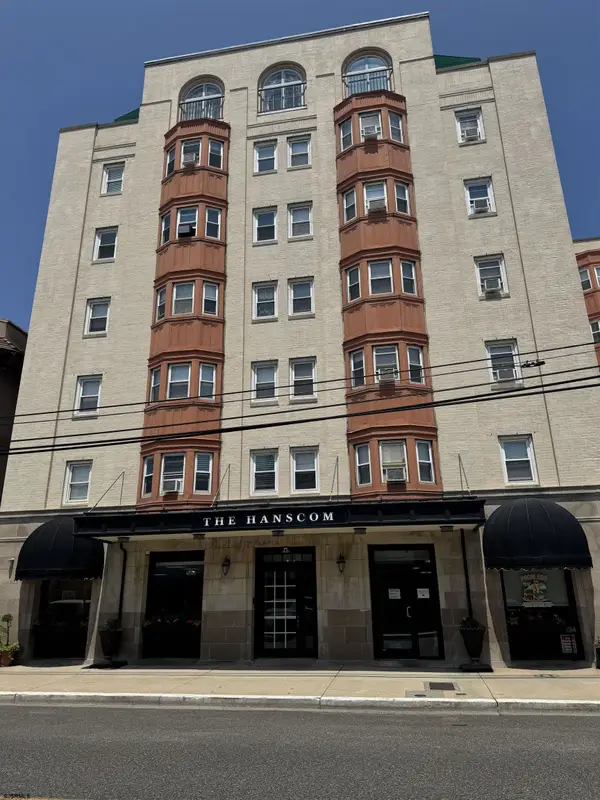 807 E 8th Street, Ocean City, NJ 08226