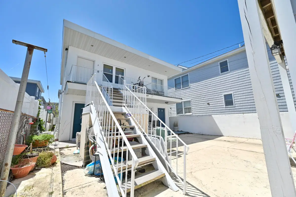 252 E Davis Avenue, Wildwood, NJ 08260 - Image #1