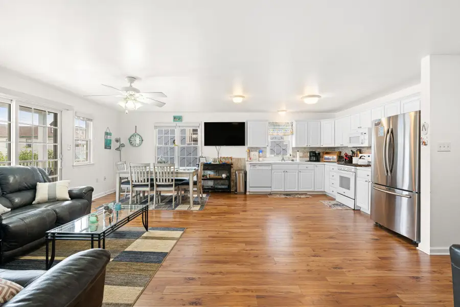 224 E Magnolia Avenue, Wildwood, NJ 08260 - Image #2