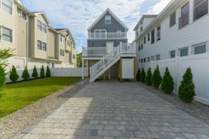 221 E Baker Avenue, Wildwood, NJ 08260 - Image #3