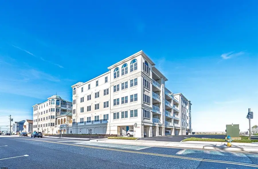 101 W Spruce Avenue, North Wildwood, NJ 08260 - Image #2