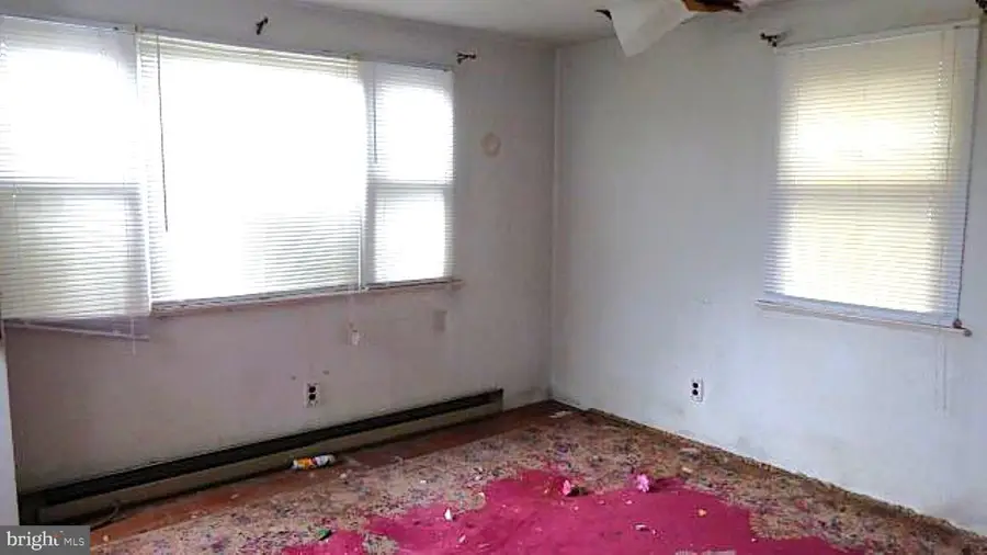 23 E Wilde Avenue, Villas, NJ 08251 - #3