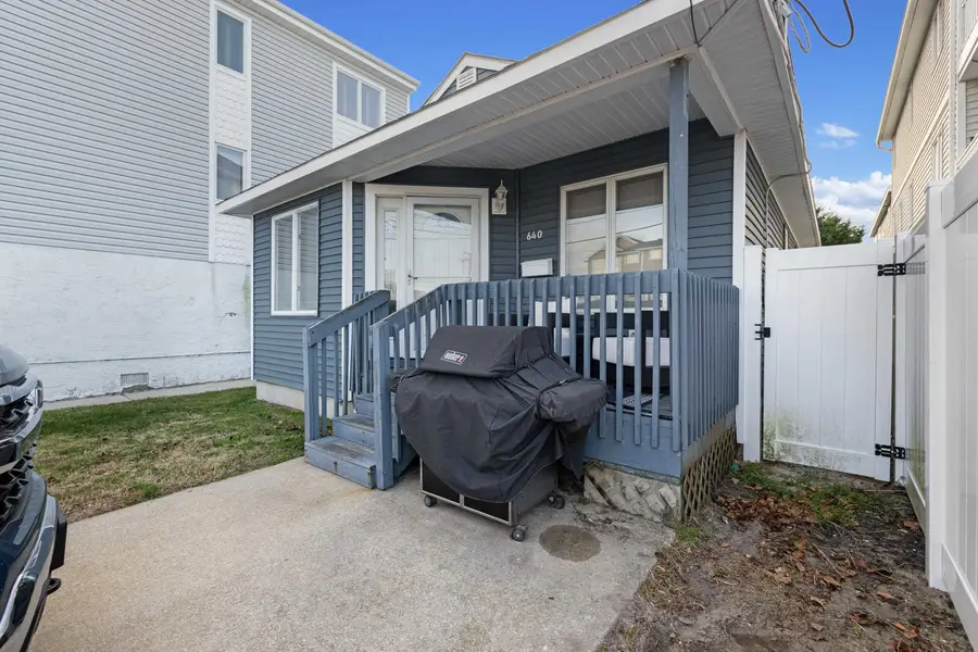 640 W Pine Avenue, North Wildwood, NJ 08260 - Image #3