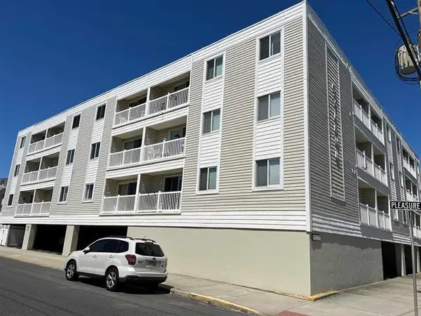 26 42nd Street, Sea Isle City, NJ 08243