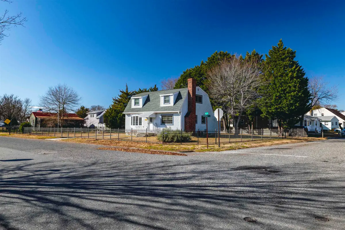 100 Oakdale Avenue, Villas, NJ 08251-1331 - Image #1