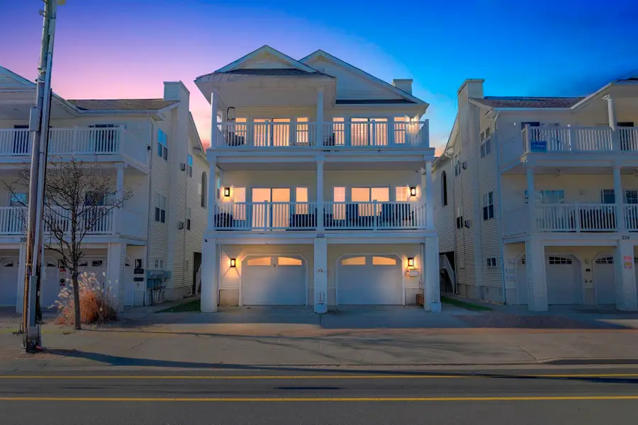 206 E Garfield Avenue, Wildwood, NJ 08260 - Image #2