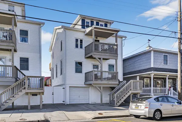 230 W Magnolia Street, Wildwood, NJ 08260-2456