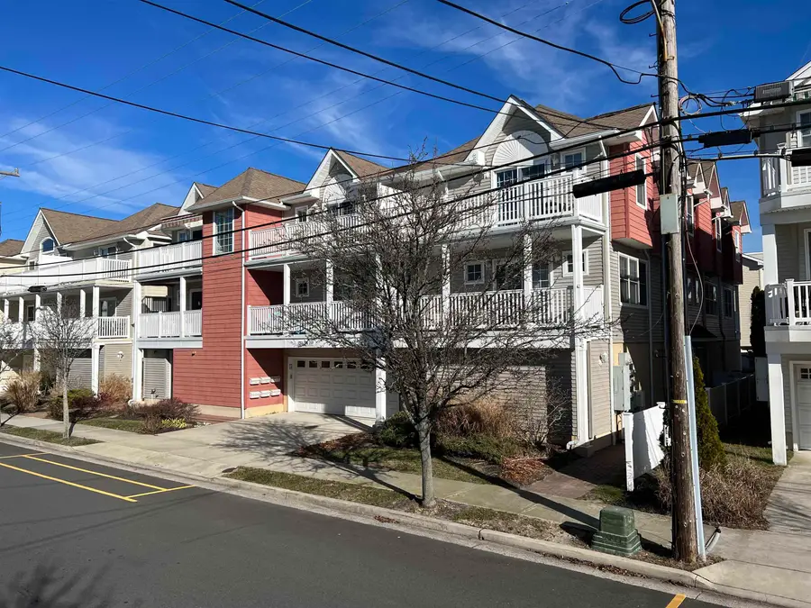 235 E Baker Avenue, Wildwood, NJ 08260 - Image #2
