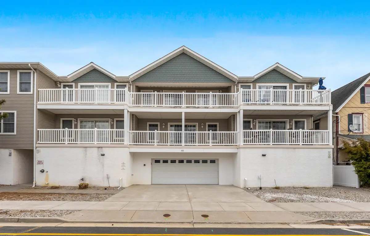 109 E Taylor Avenue, Wildwood, NJ 08260 - #1