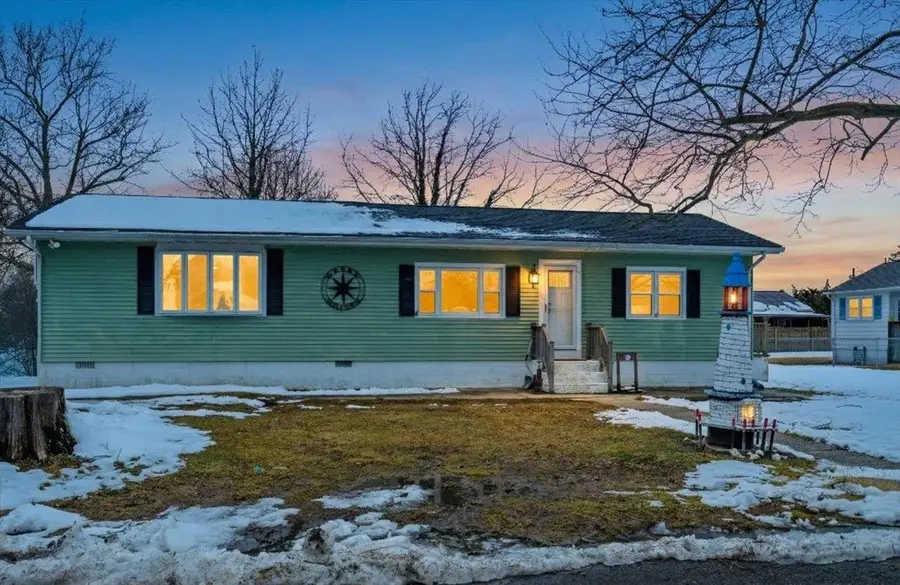 15 N 11th Street, Del Haven, NJ 08251 - #3