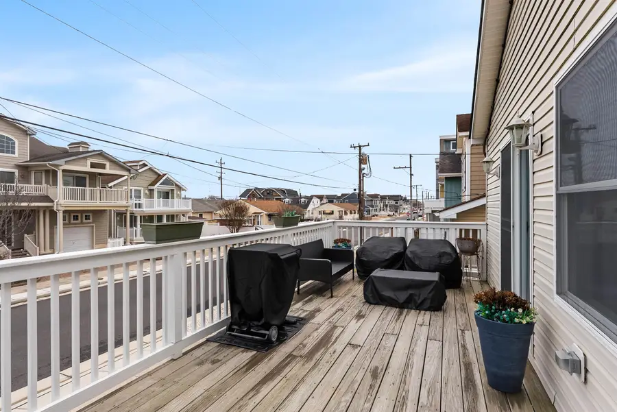 106 W Syracuse Avenue, Wildwood Crest, NJ 08260 - #3