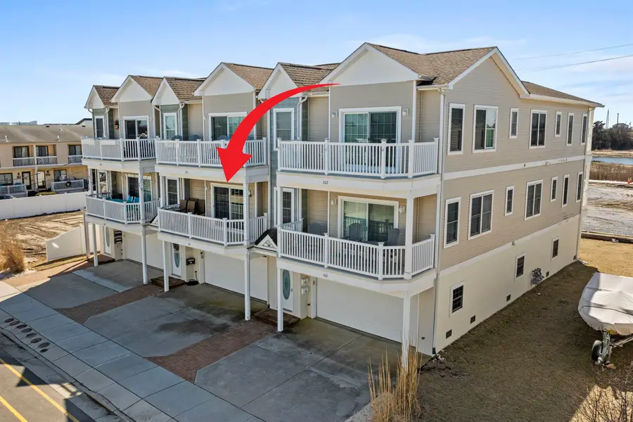 618 W Burk Avenue, Wildwood, NJ 08260 - #3