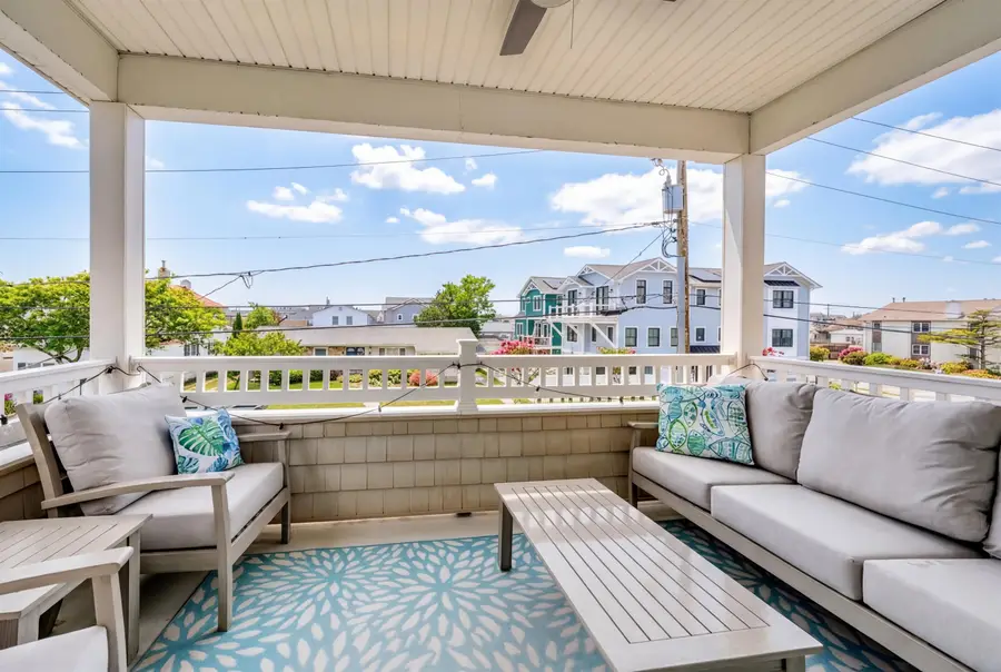 303 E Farragut Road, Wildwood Crest, NJ 08260 - #2