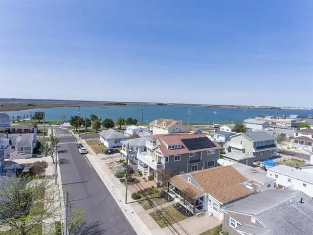 107 E Miami Avenue, Wildwood Crest, NJ 08260 - #3