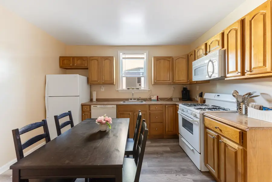 107 E Magnolia Avenue, Wildwood, NJ 08260 - #2