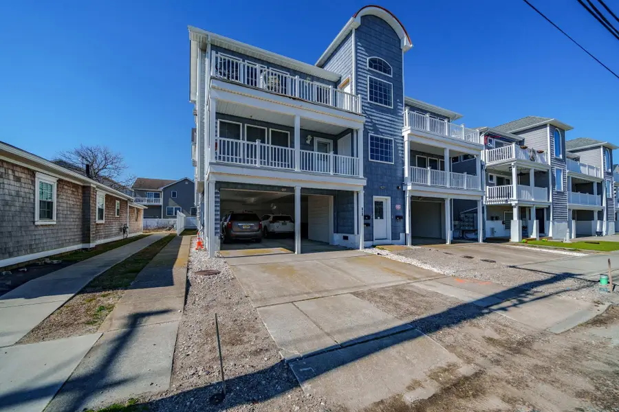 420 W Garfield Avenue, Wildwood, NJ 08260 - #2