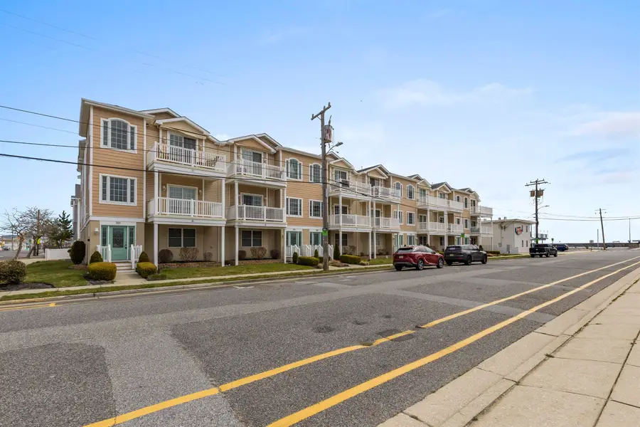 301 E Bennett Avenue, Wildwood, NJ 08260 - #2