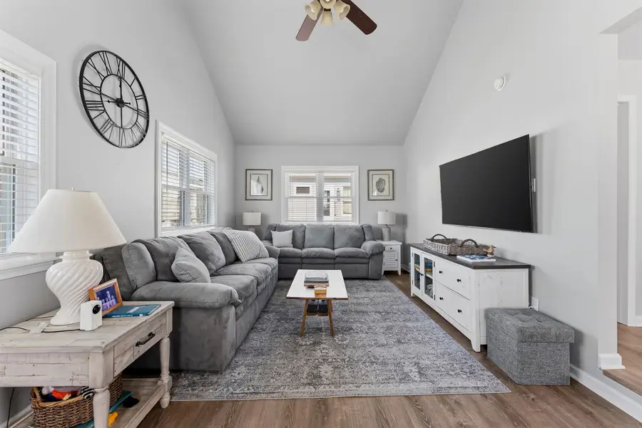 202 E Saint Paul Avenue, Wildwood Crest, NJ 08260 - #3