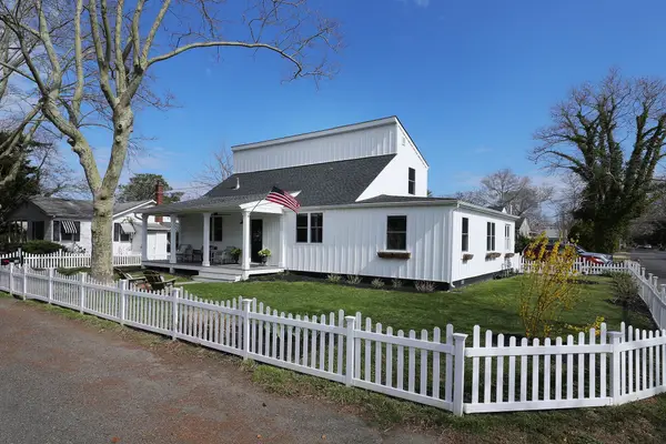 18 Bucknell Avenue, Del Haven, NJ 08251