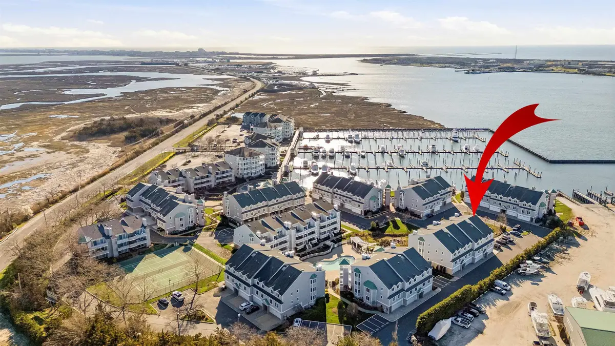 902 Ocean Dr, Lower, NJ 08204 - #1