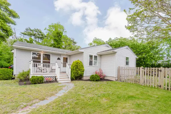 5 Douglass Road, Cape May Court House, NJ 08210