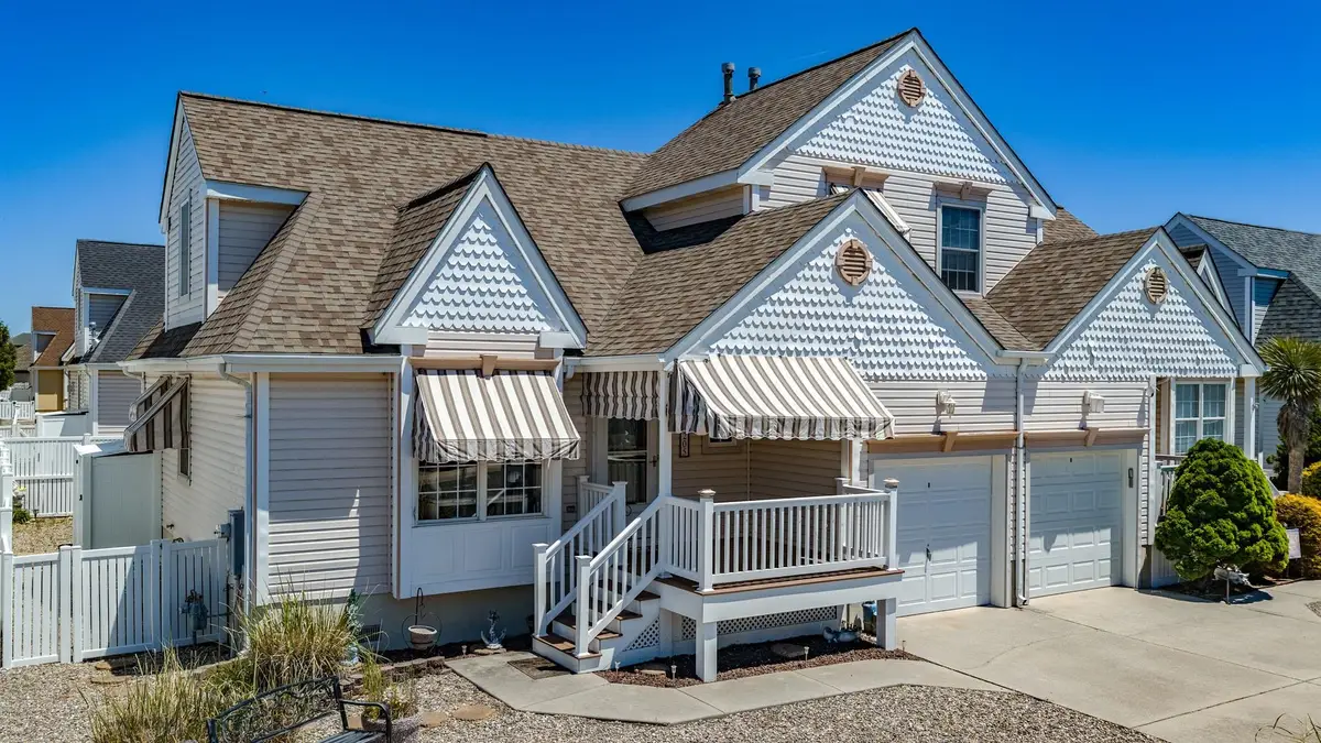 205 South Station Avenue, Diamond Beach, NJ 08260 - #1