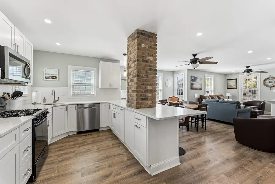 227 E Cresse Avenue, Wildwood, NJ 08260 - #2