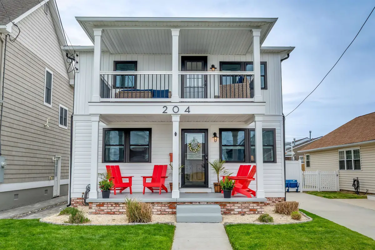 204 E Hollywood Avenue, Wildwood Crest, NJ 08260 - #1