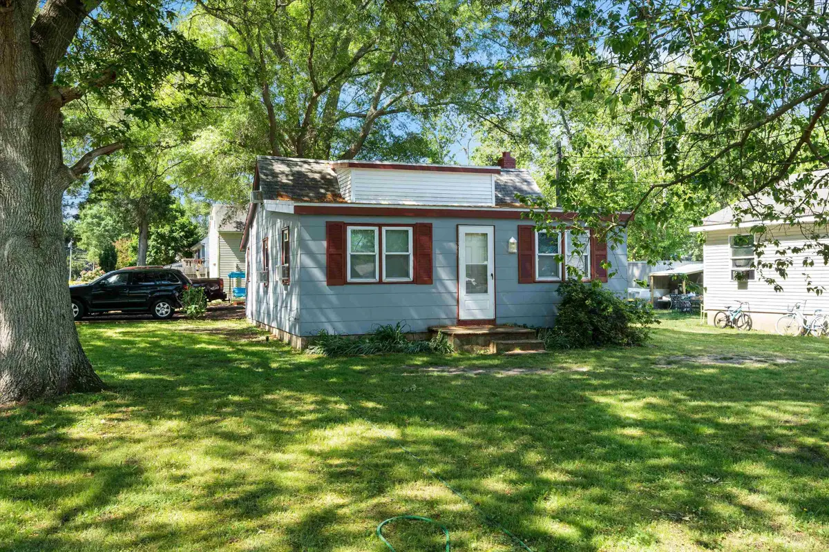 35 E Atlantic Avenue, Cape May Court House, NJ 08210 - #1