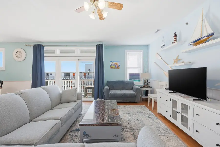 407 E Palm Road, Wildwood Crest, NJ 08260 - #3