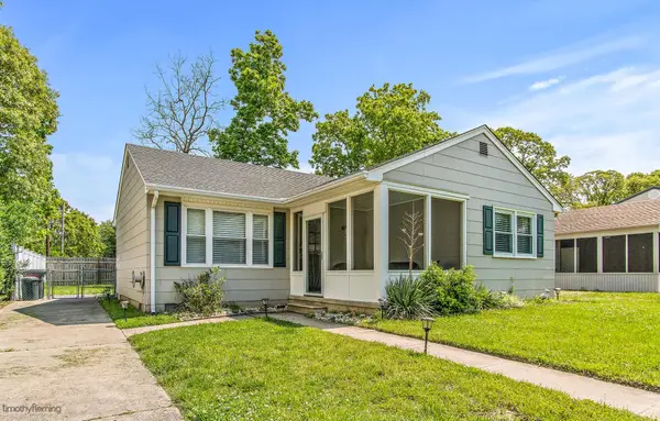 305 Village Road, Villas, NJ 08251