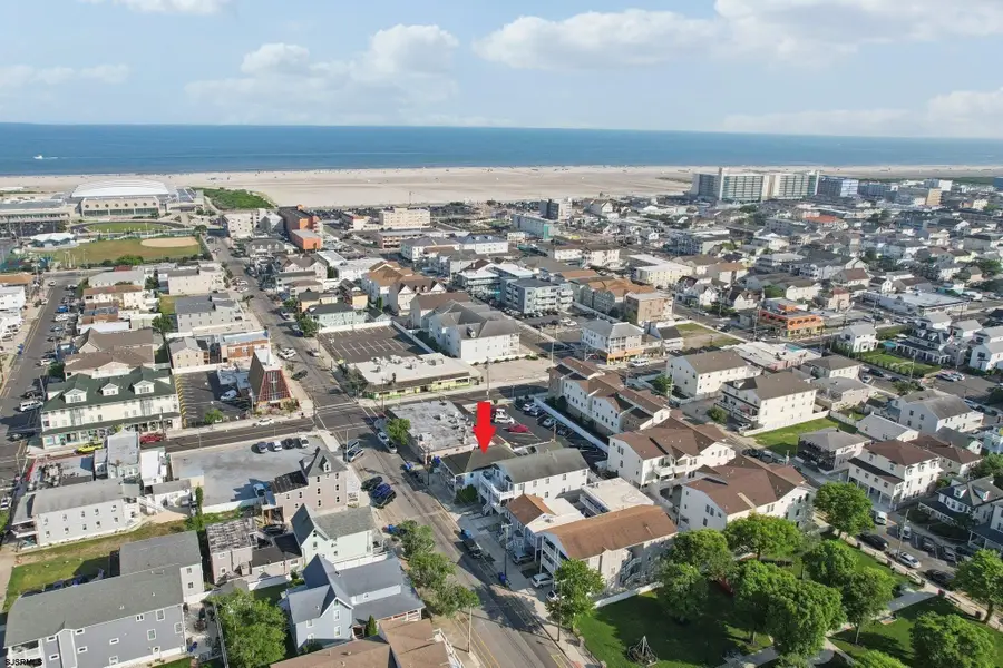 148 E Burk Avenue, Wildwood, NJ 08260 - #2
