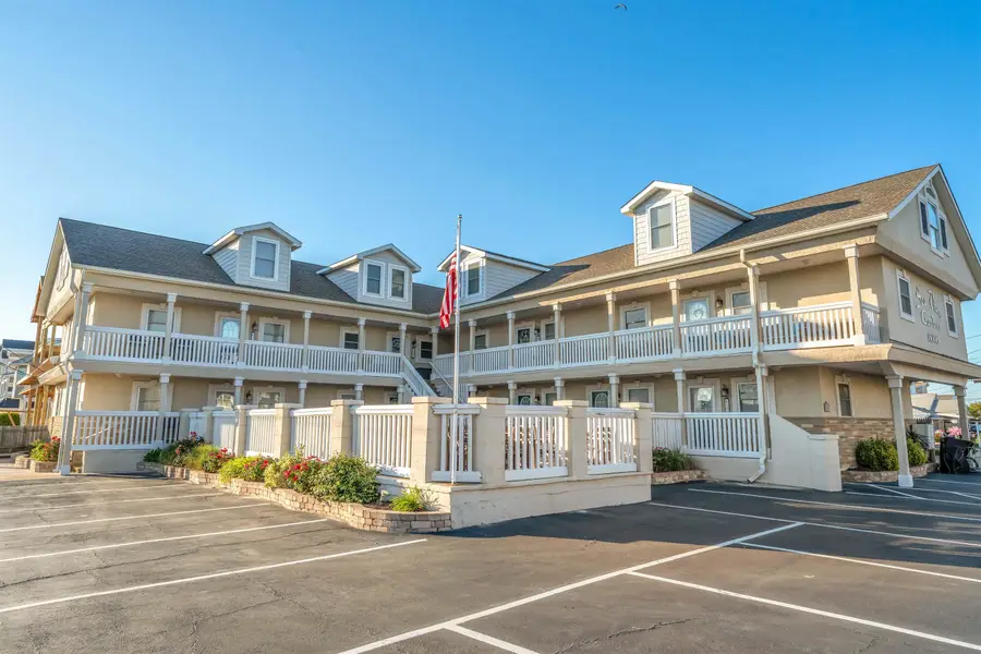 8006 Seaview Avenue, Wildwood Crest, NJ 08260 - #2