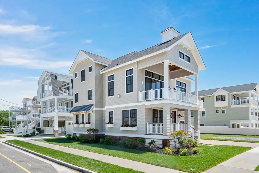 401 E 10th Avenue, North Wildwood, NJ 08260 - #3