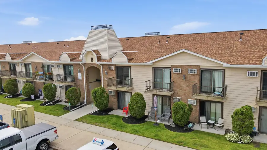 725 Allen Dr, Wildwood, NJ 08260 - #2