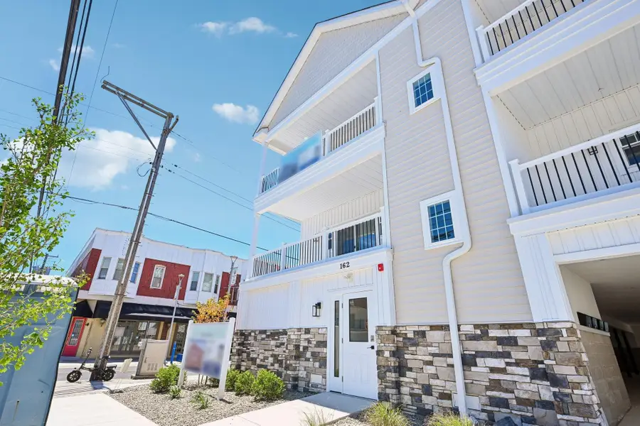 162 E Garfield Avenue, Wildwood, NJ 08260 - #2