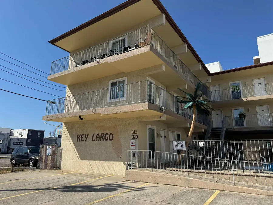 320 E Wildwood Avenue, Wildwood, NJ 08260 - #3