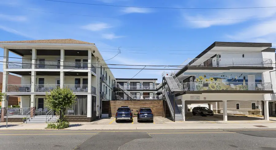 313 E Glenwood Avenue, Wildwood, NJ 08260 - #2