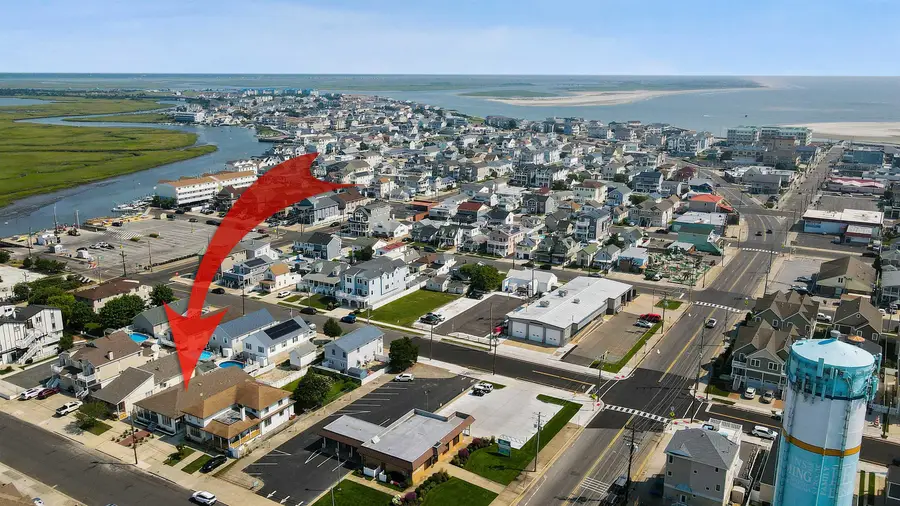 115 W 6th Avenue, North Wildwood, NJ 08260 - #3
