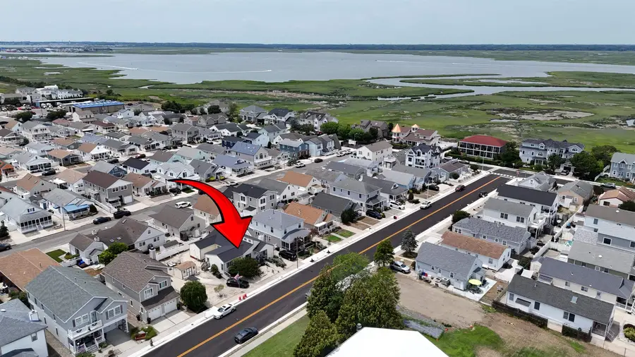 200 W Pittsburgh Avenue, Wildwood Crest, NJ 08260 - #2