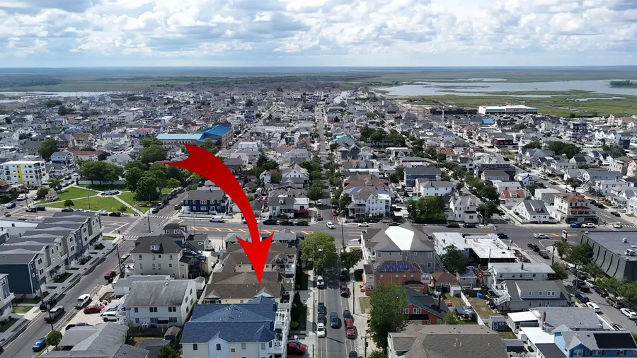 110 E Poplar Avenue, Wildwood, NJ 08260 - #2