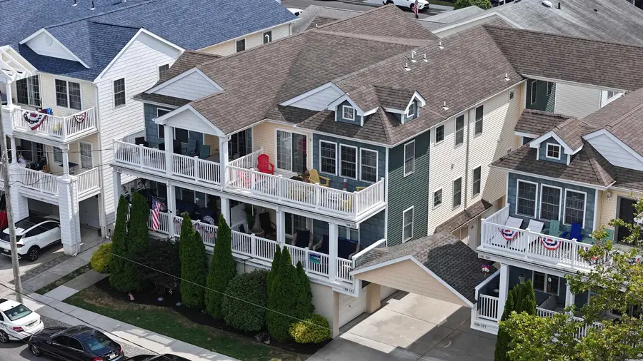 110 E Poplar Avenue, Wildwood, NJ 08260 - #3